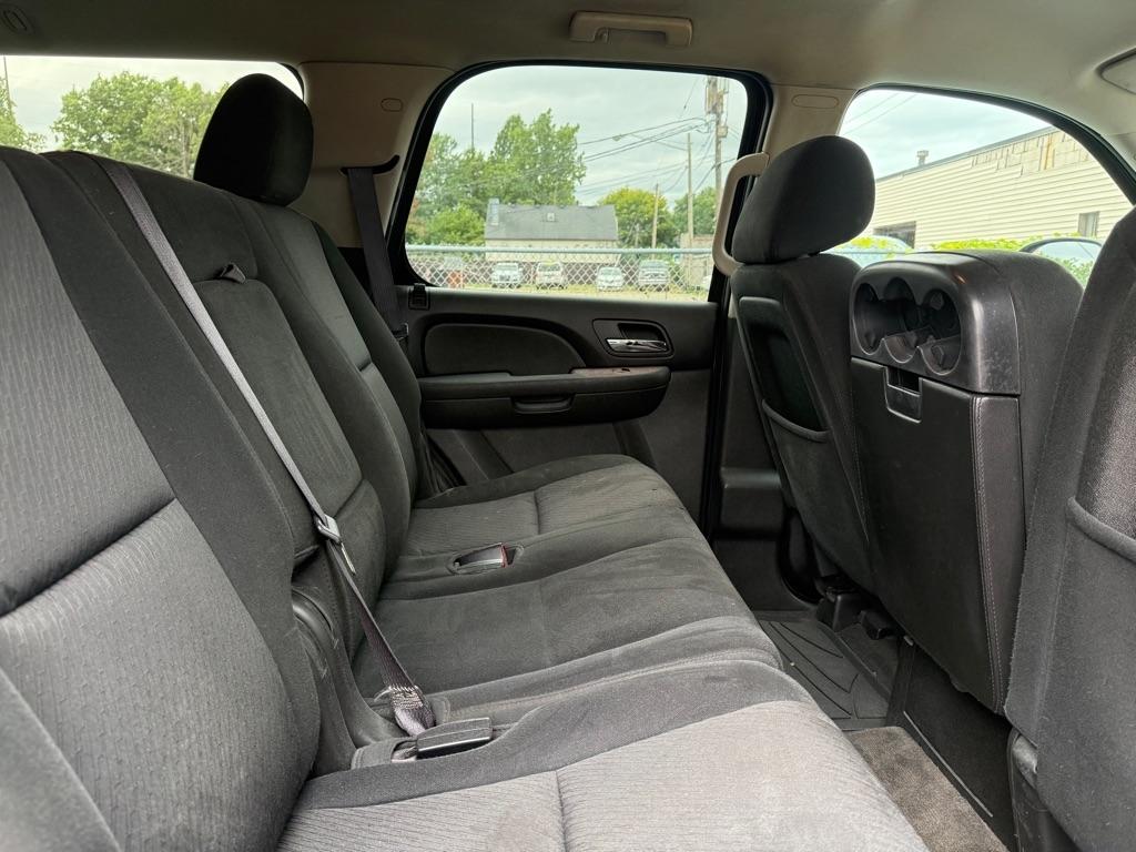 Chevrolet Tahoe LS 4WD 2012