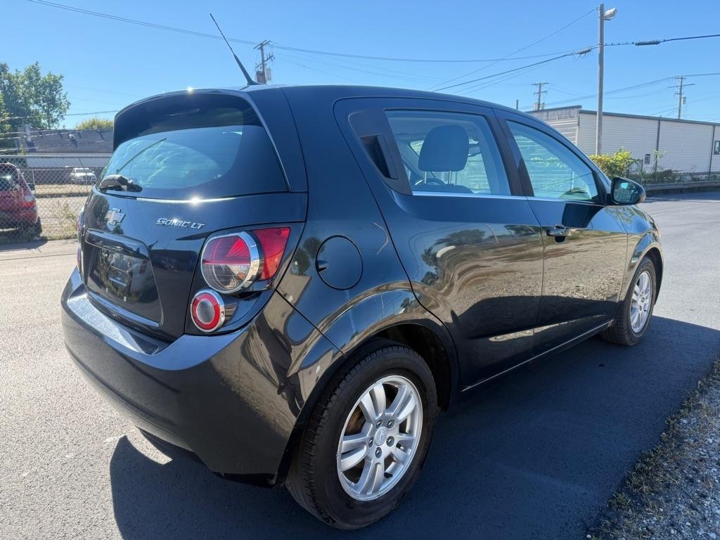 Chevrolet Sonic LT Auto 5-Door 2014