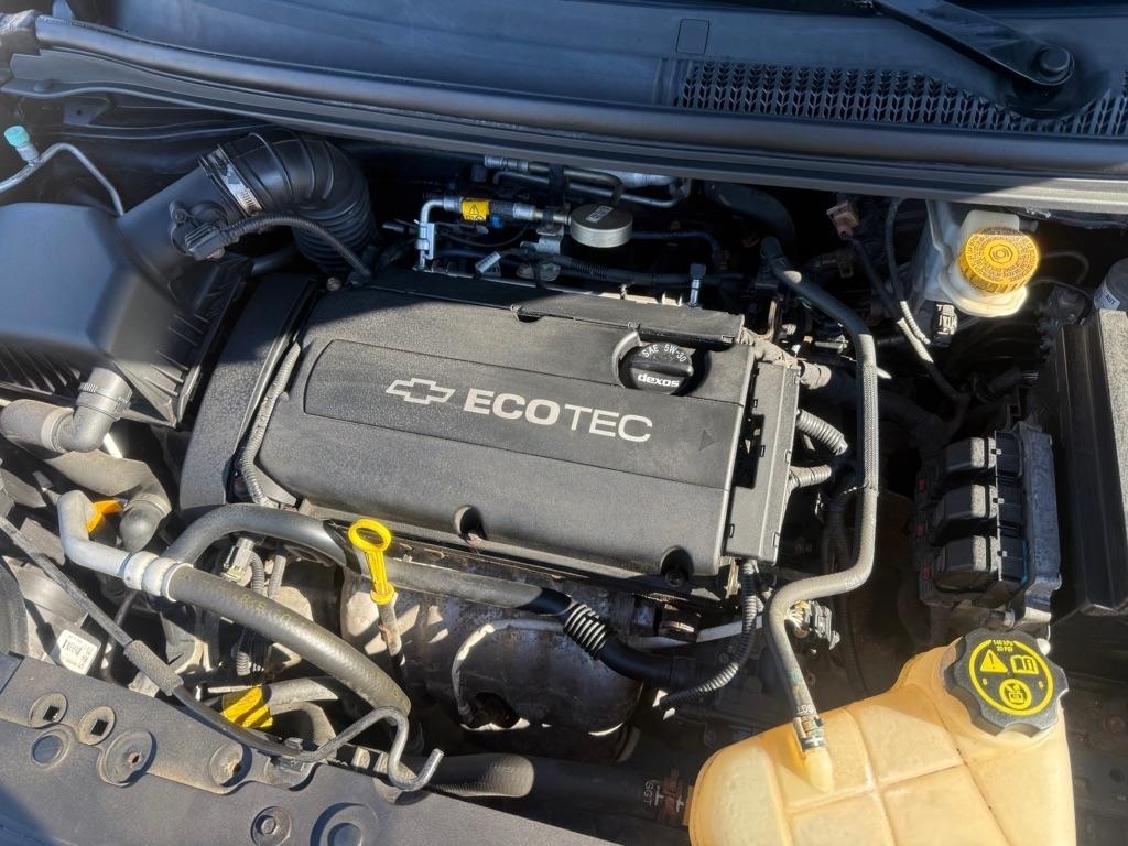 Chevrolet Sonic LT Auto 5-Door 2014