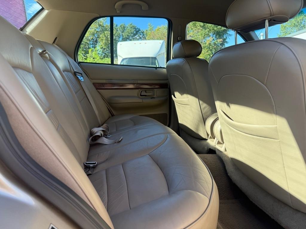 Mercury Grand Marquis LS 2000