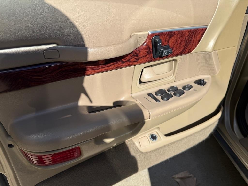 Mercury Grand Marquis LS 2000