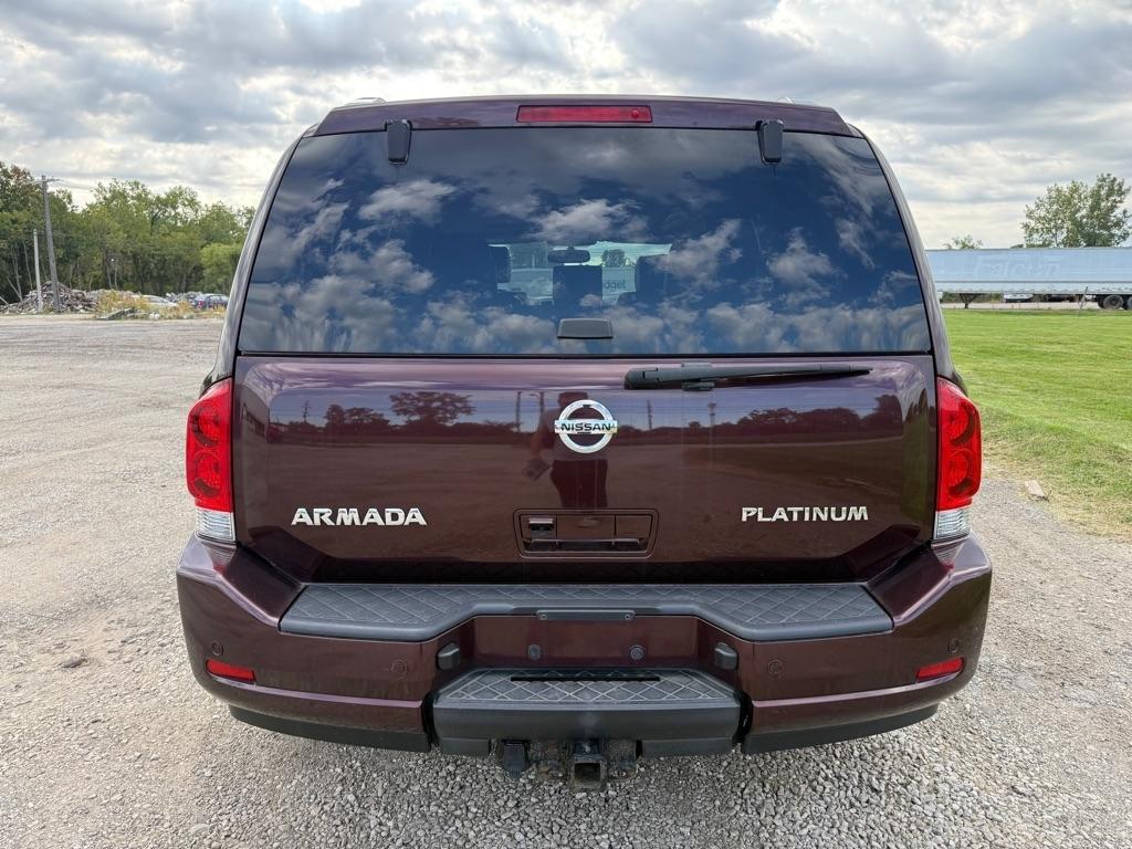 Nissan Armada SV 4WD 2014