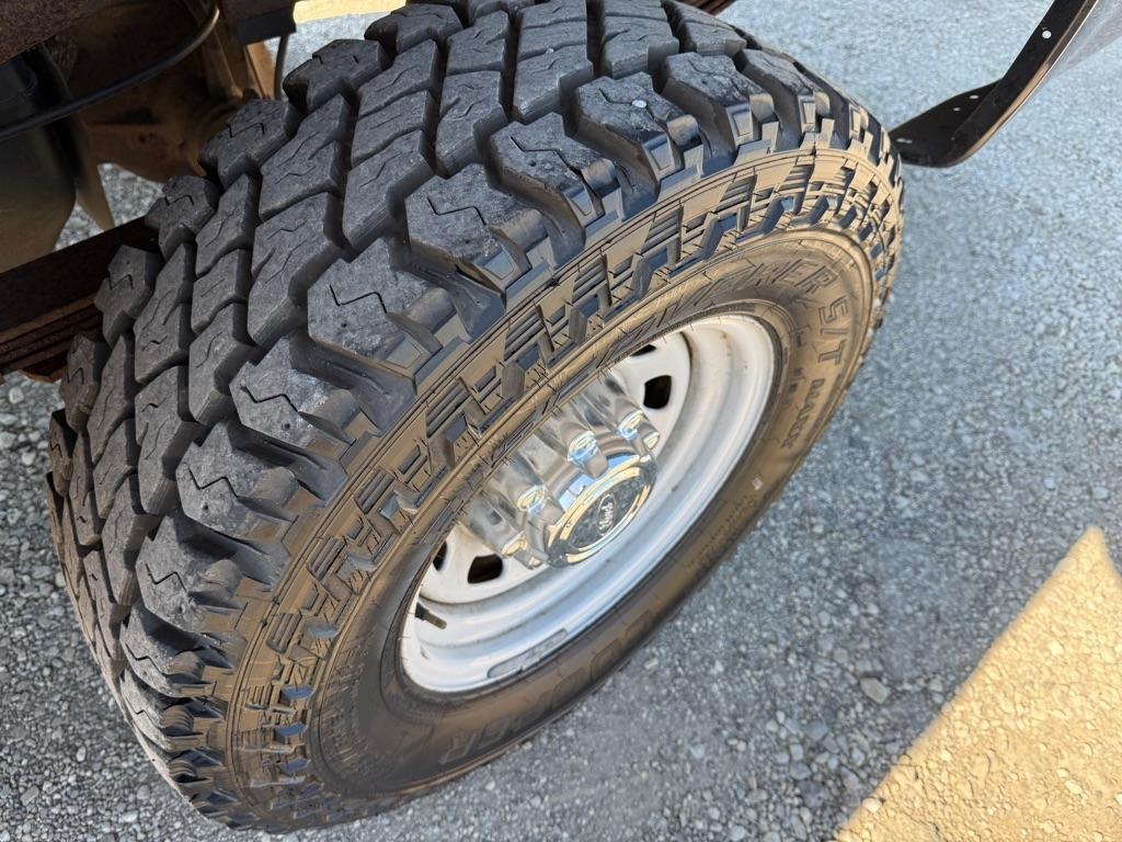 Ford F-250 SD XL SuperCab 4WD 2004
