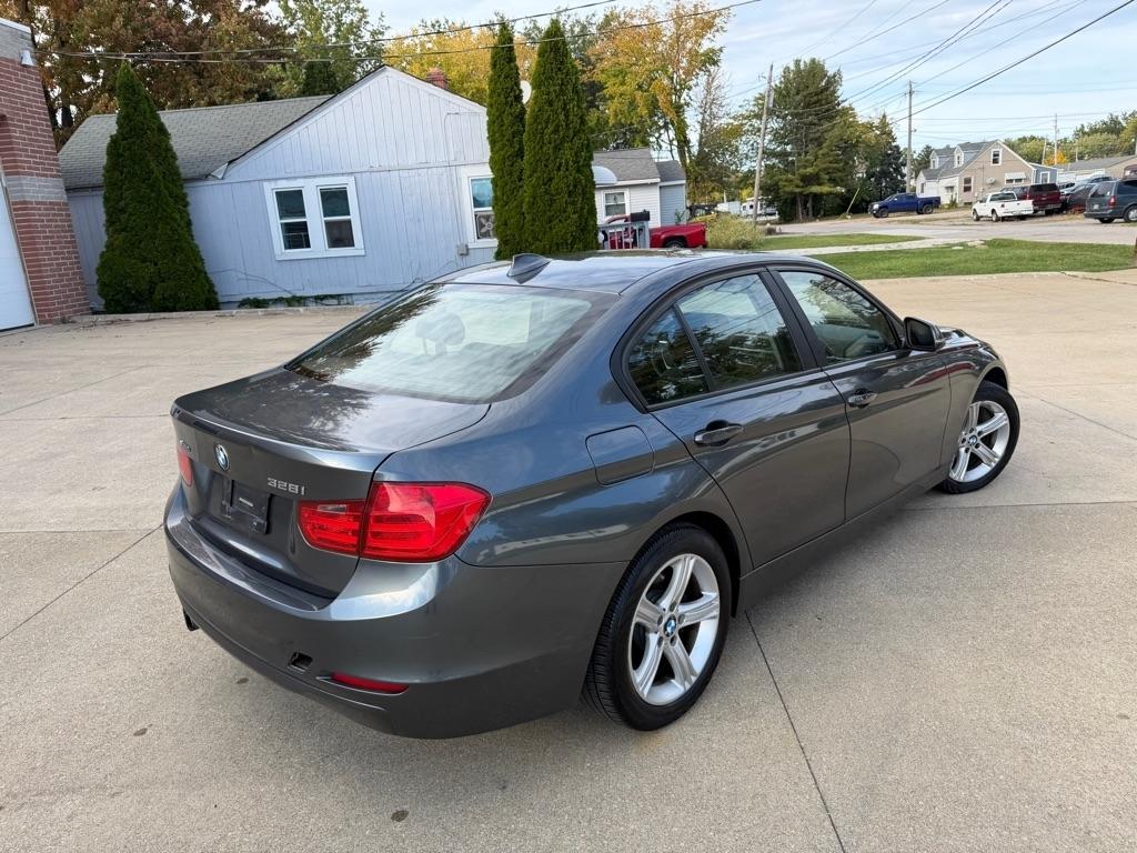 BMW 3-Series 328i xDrive Sedan 2015