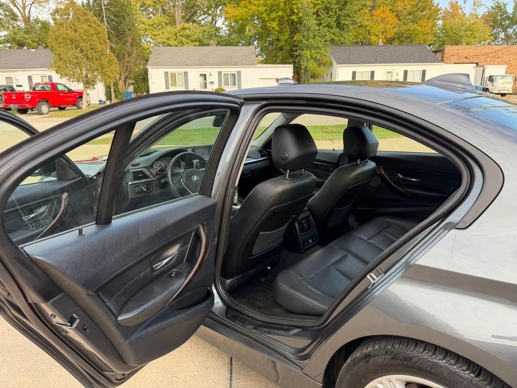 BMW 3-Series 328i xDrive Sedan 2015