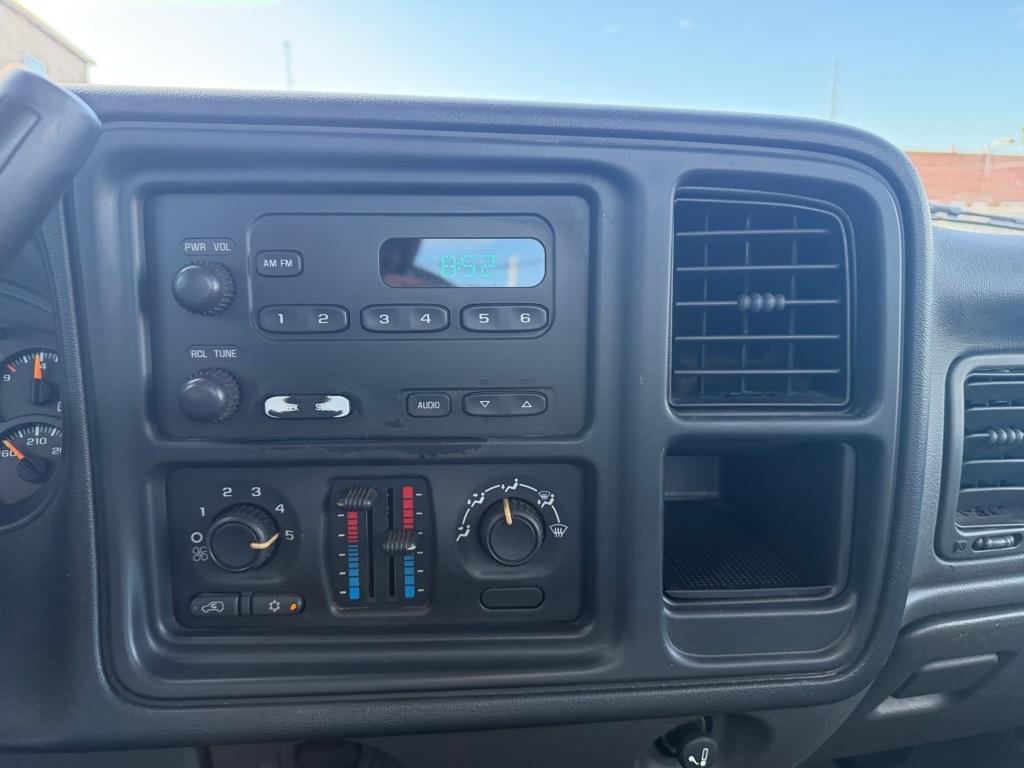 Chevrolet Silverado 1500 Work Truck Long Bed 2WD 2006