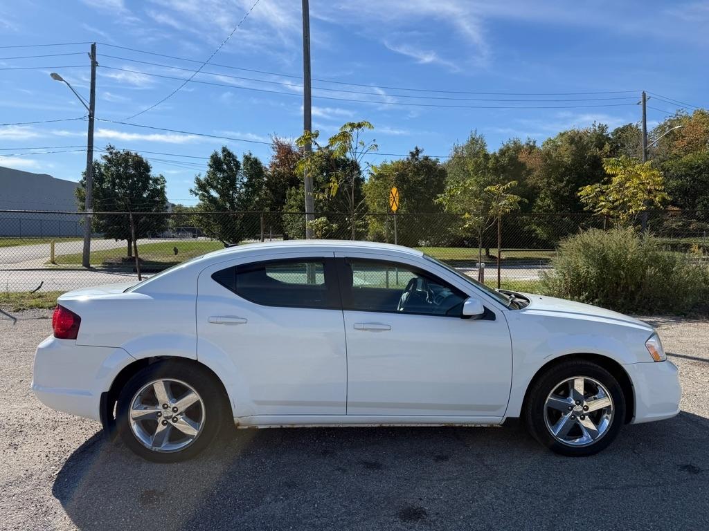 Dodge Avenger Mainstreet 2011