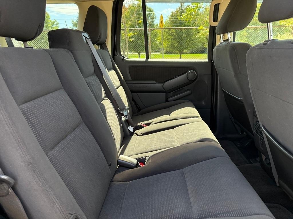 Ford Explorer XLT 4.0L AWD 2010