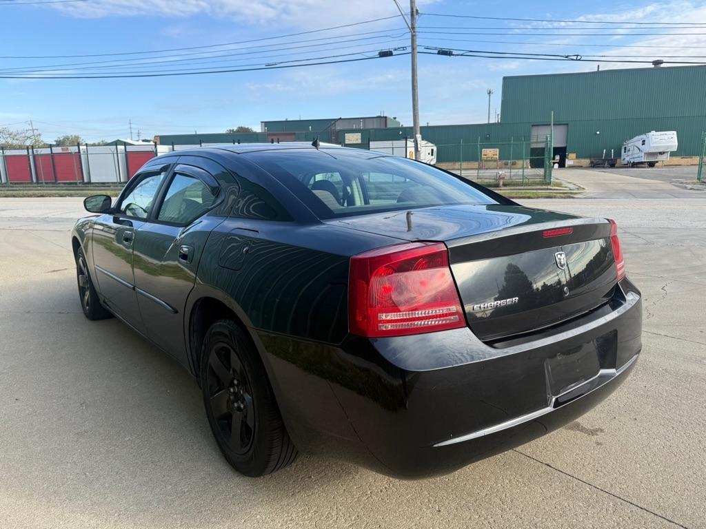 Dodge Charger SE 2008