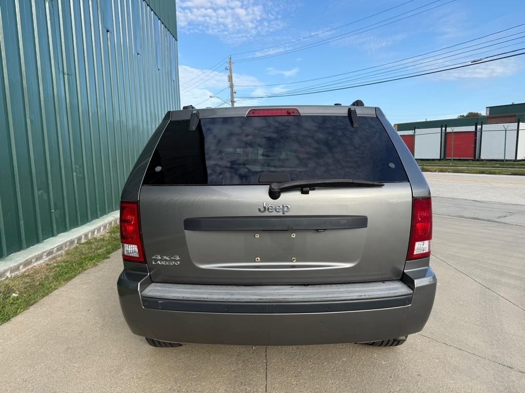 Jeep Grand Cherokee Laredo 4WD 2007