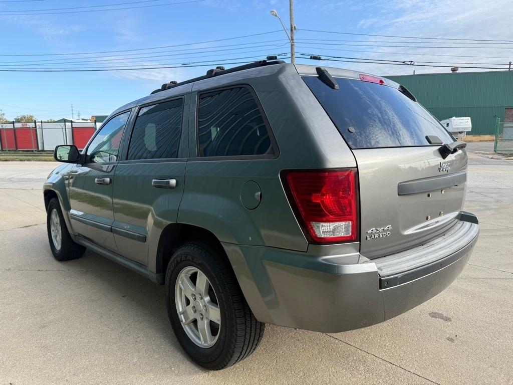 Jeep Grand Cherokee Laredo 4WD 2007