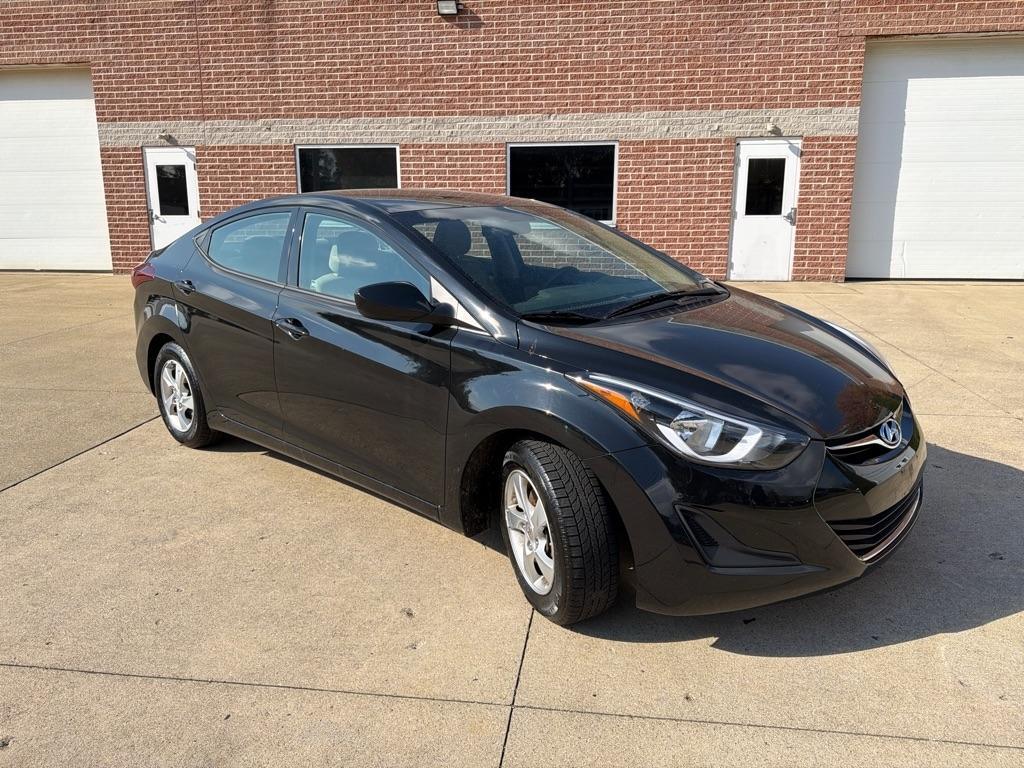 Hyundai Elantra GLS M/T 2014