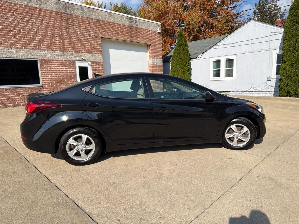 Hyundai Elantra GLS M/T 2014