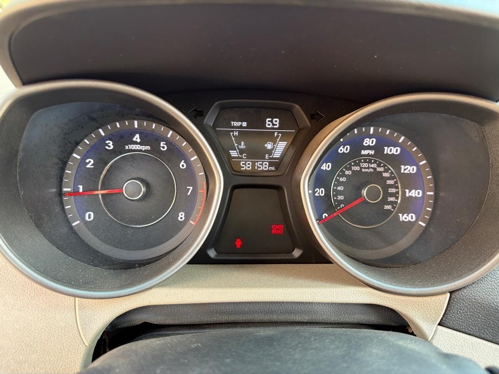 Hyundai Elantra GLS M/T 2014