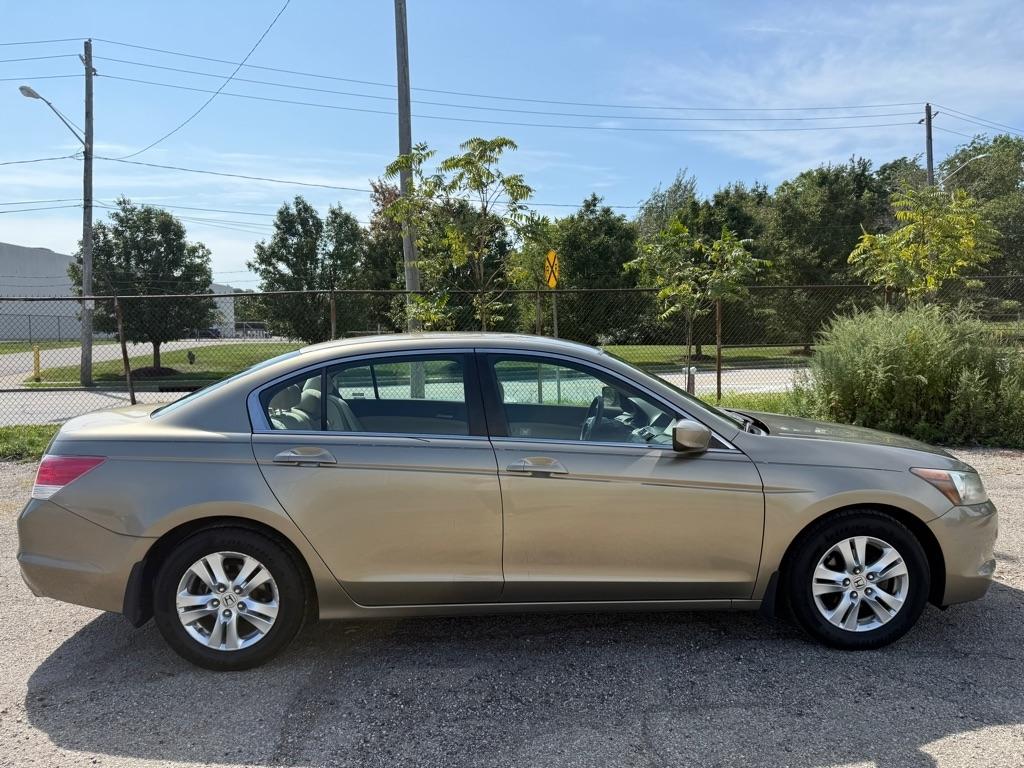 Honda Accord LX-P Sedan AT 2010