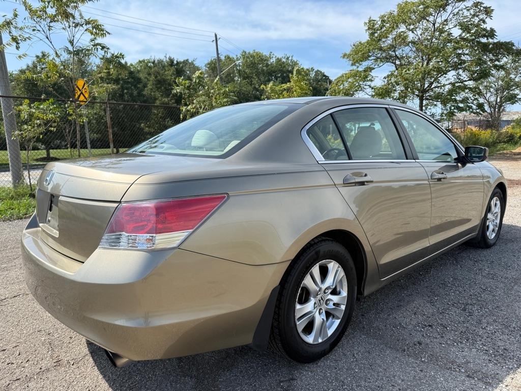 Honda Accord LX-P Sedan AT 2010