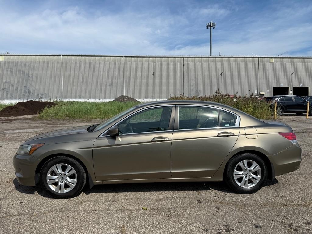 Honda Accord LX-P Sedan AT 2010