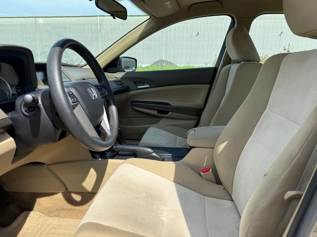Honda Accord LX-P Sedan AT 2010
