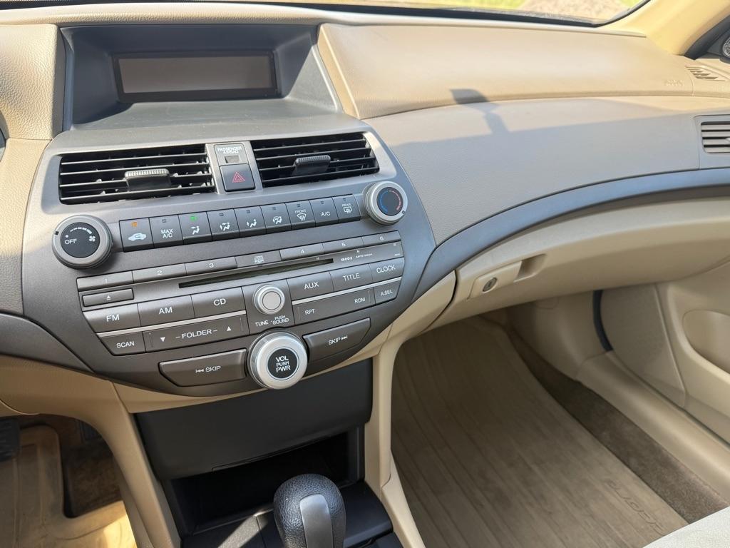 Honda Accord LX-P Sedan AT 2010