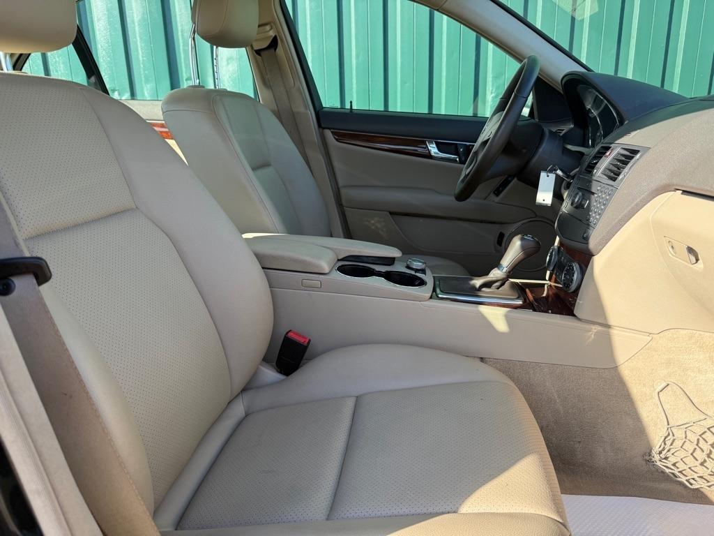 Mercedes-Benz C-Class C300 4MATIC Sport Sedan 2010