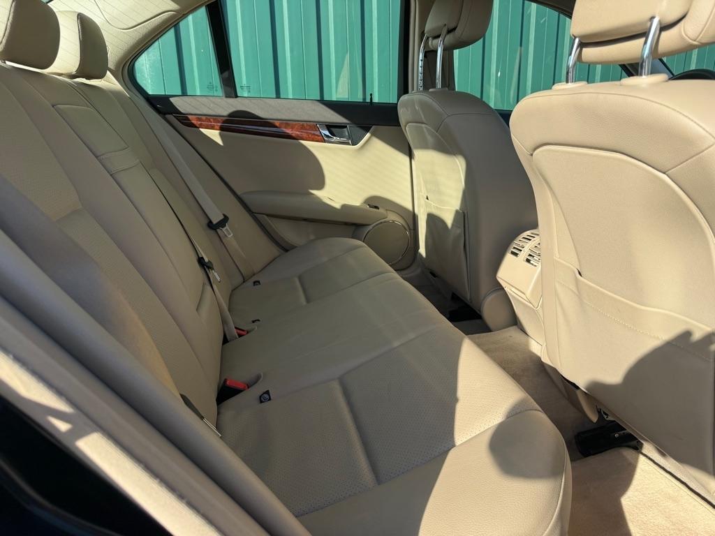 Mercedes-Benz C-Class C300 4MATIC Sport Sedan 2010