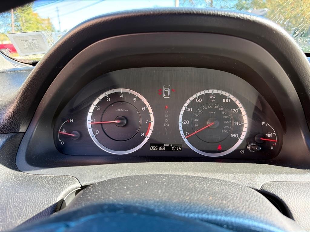Honda Accord EX Sedan AT 2011
