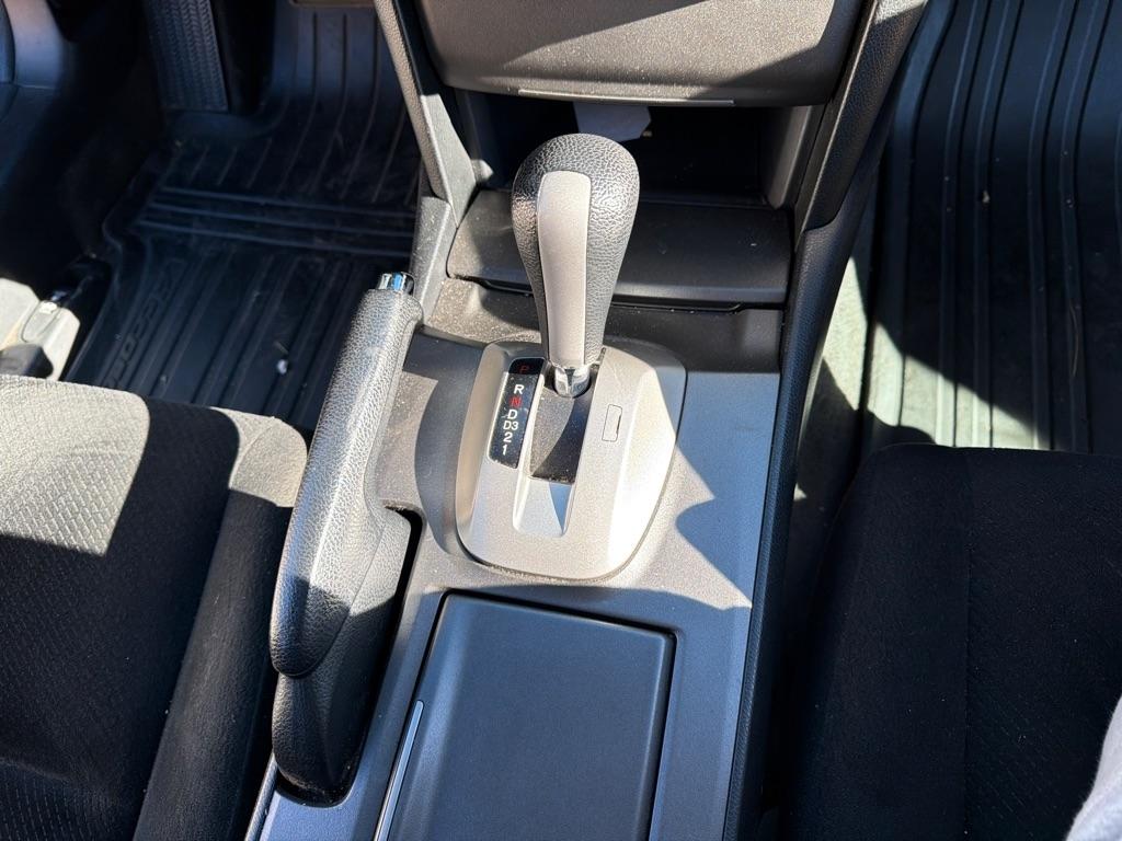 Honda Accord EX Sedan AT 2011