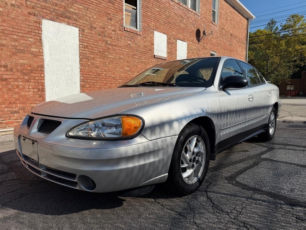 Pontiac Grand Am SE Sedan 2004