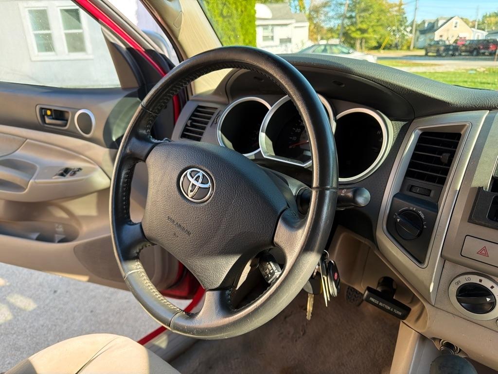 Toyota Tacoma Access Cab I4 Manual 4WD 2005