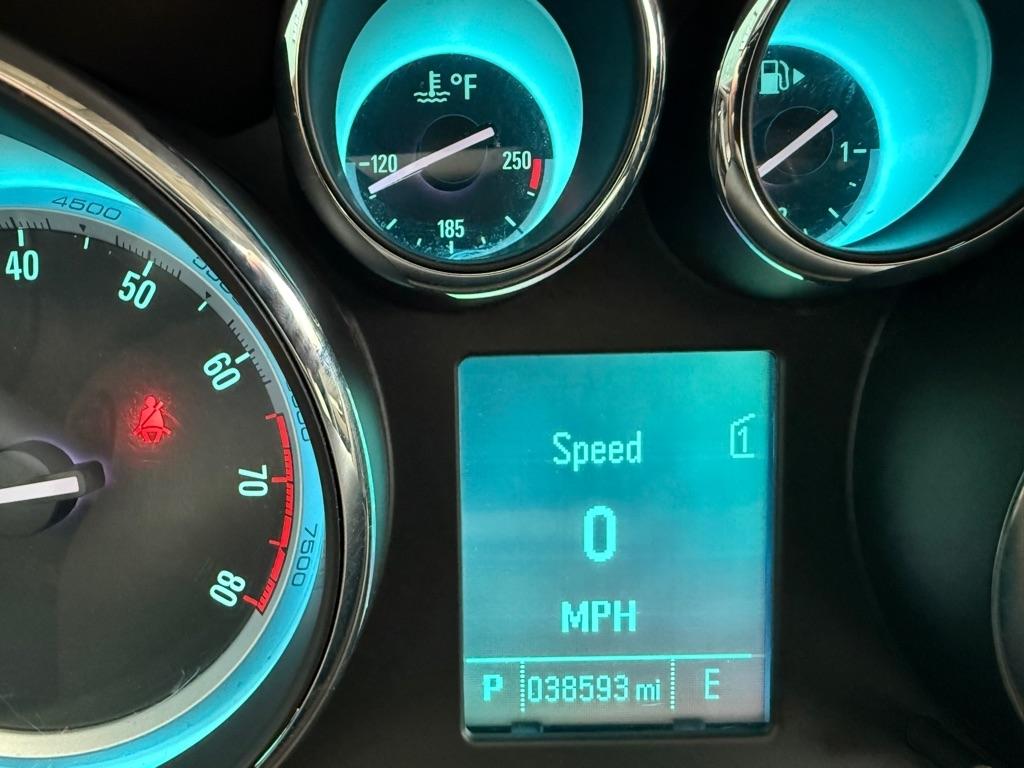 Buick Verano Base 2012