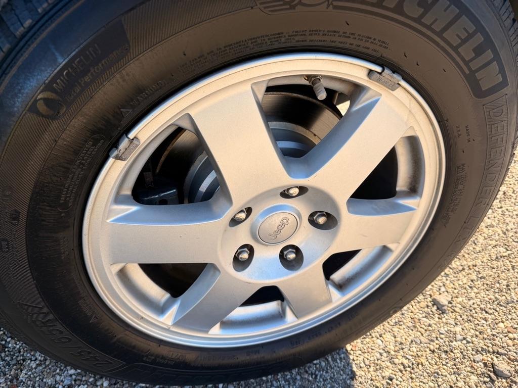 Jeep Grand Cherokee Laredo 4WD 2009