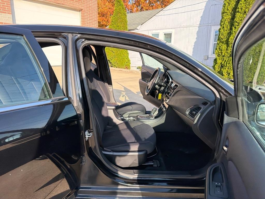 Chrysler 200 Touring 2013