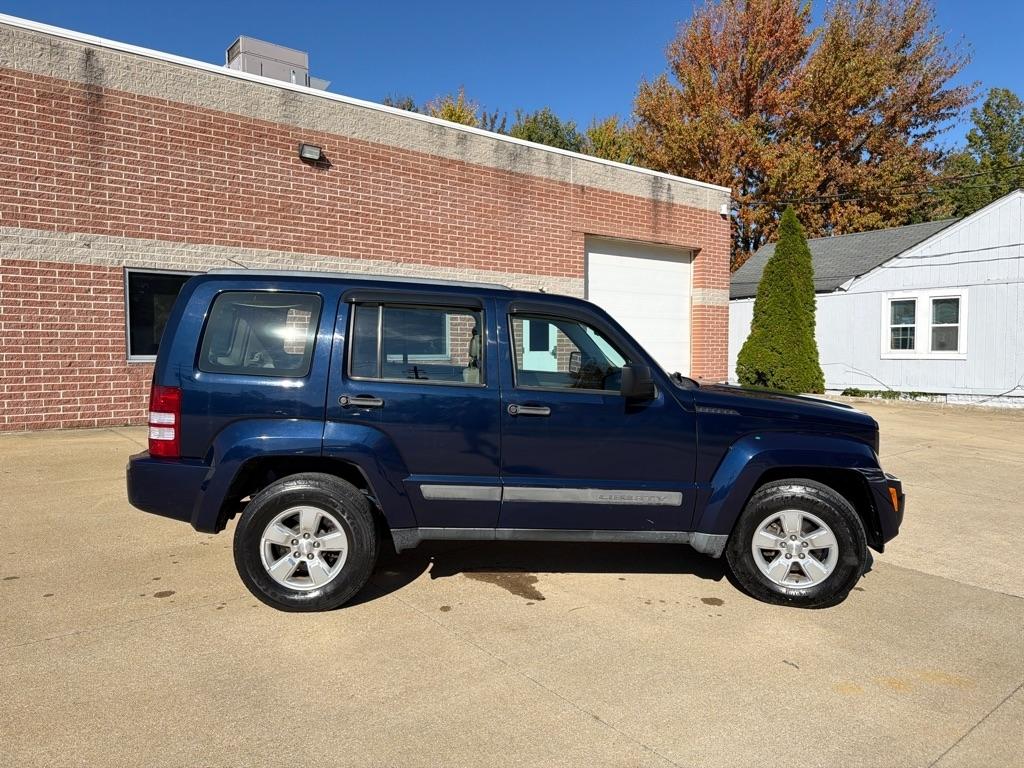 Jeep Liberty Sport 4WD 2012