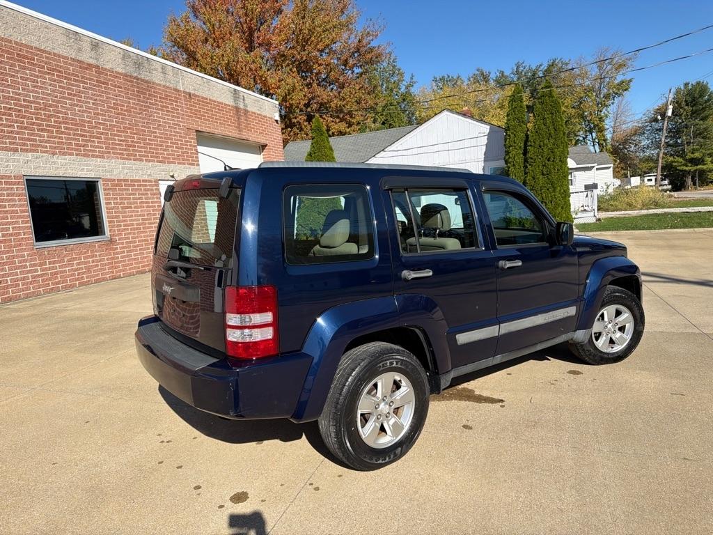 Jeep Liberty Sport 4WD 2012