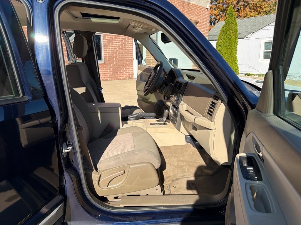 Jeep Liberty Sport 4WD 2012