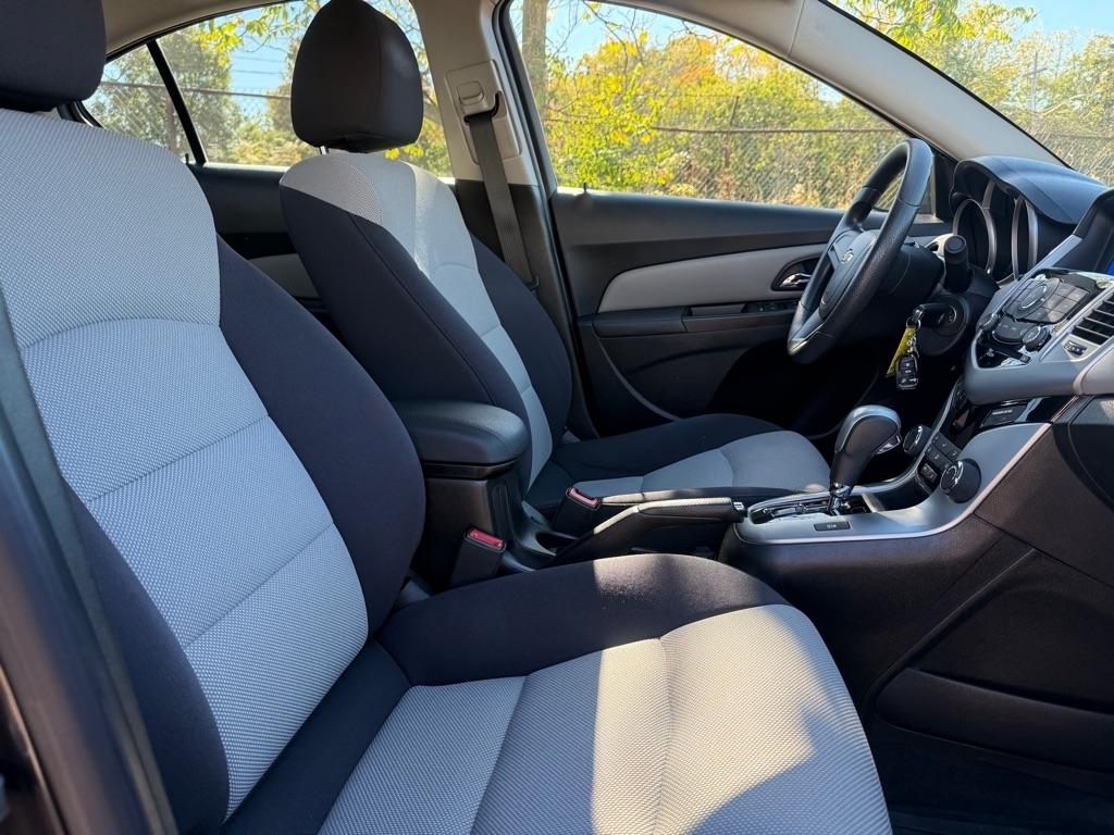 Chevrolet Cruze LS Auto 2014