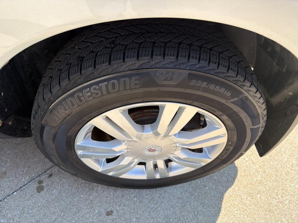 Cadillac SRX Luxury AWD 2012