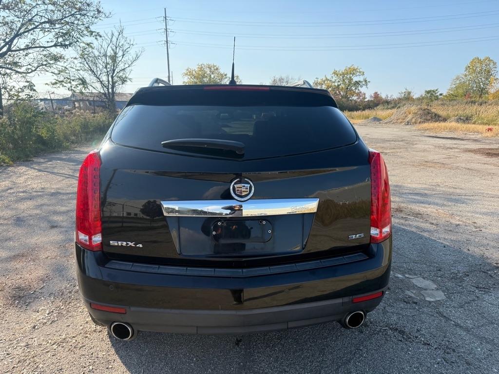 Cadillac SRX Luxury AWD 2012