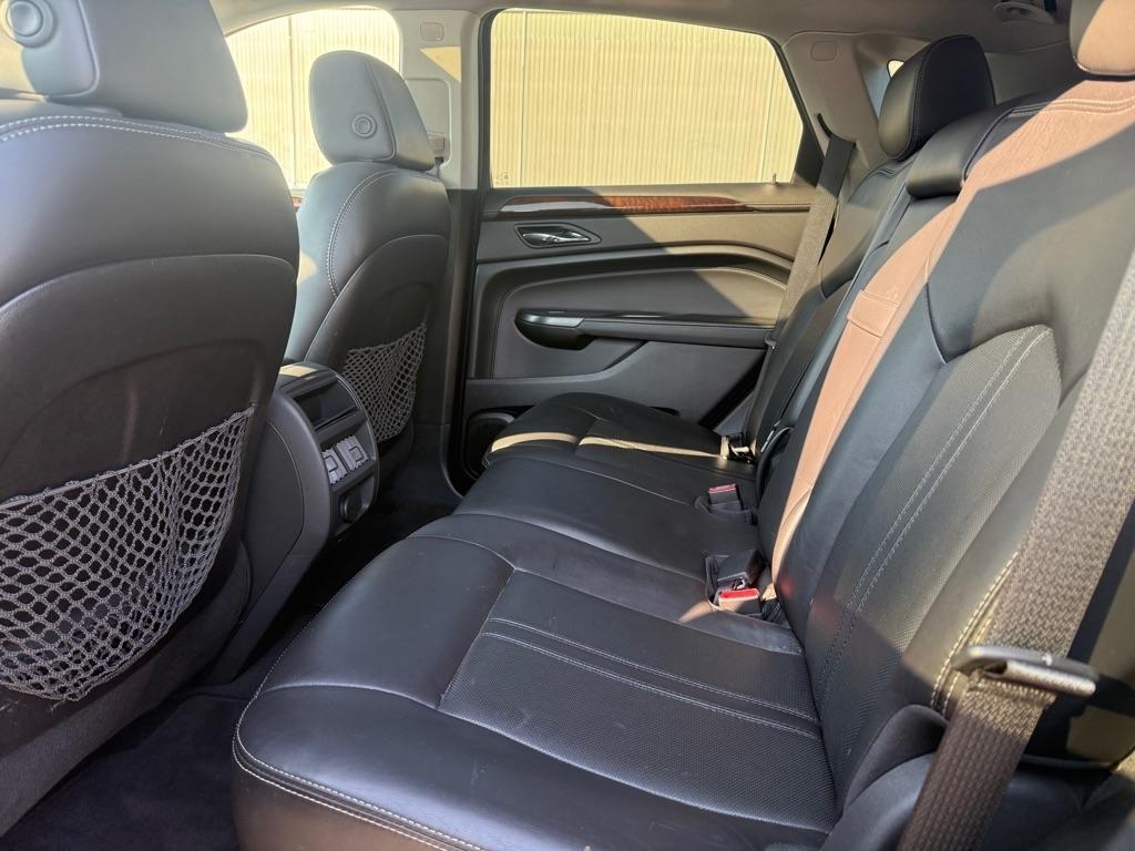 Cadillac SRX Luxury AWD 2012