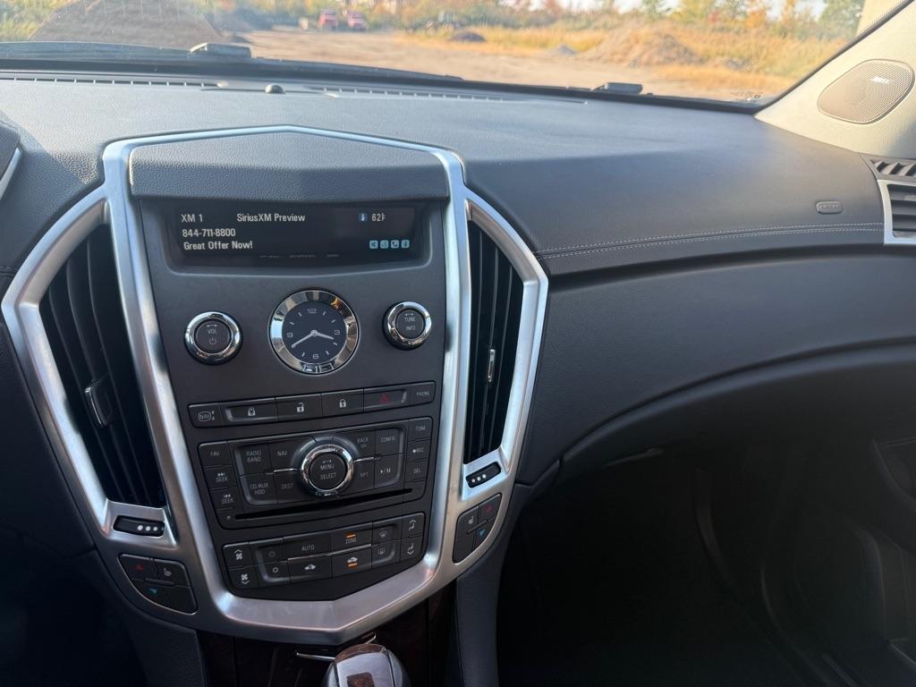 Cadillac SRX Luxury AWD 2012