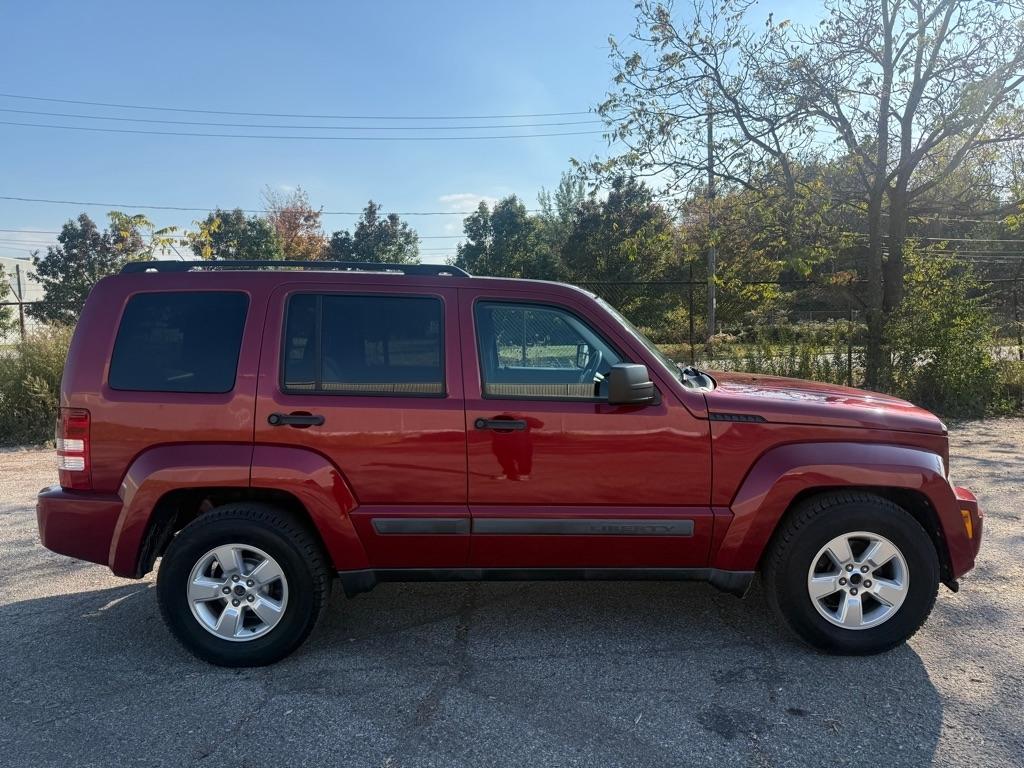 Jeep Liberty Sport 4WD 2012