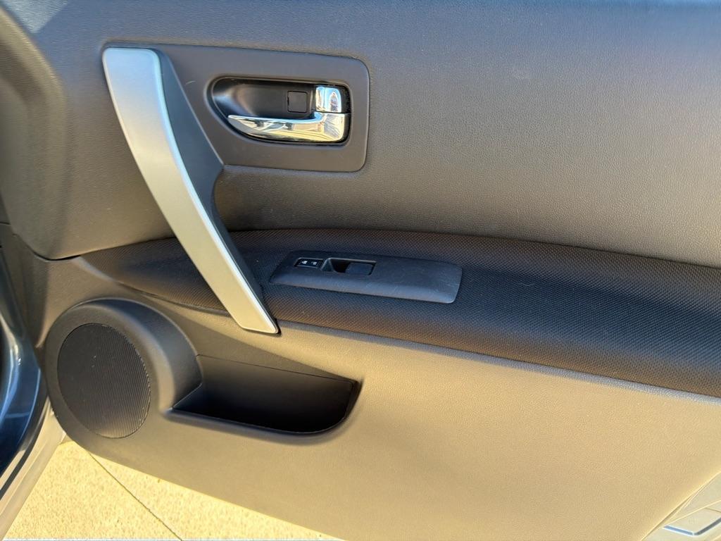 Nissan Rogue S AWD 2013