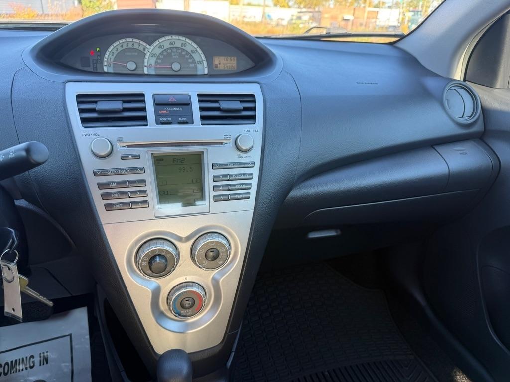Toyota Yaris Sedan 2007