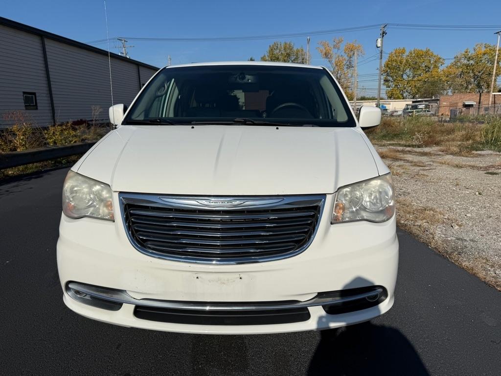 Chrysler Town & Country Touring 2013