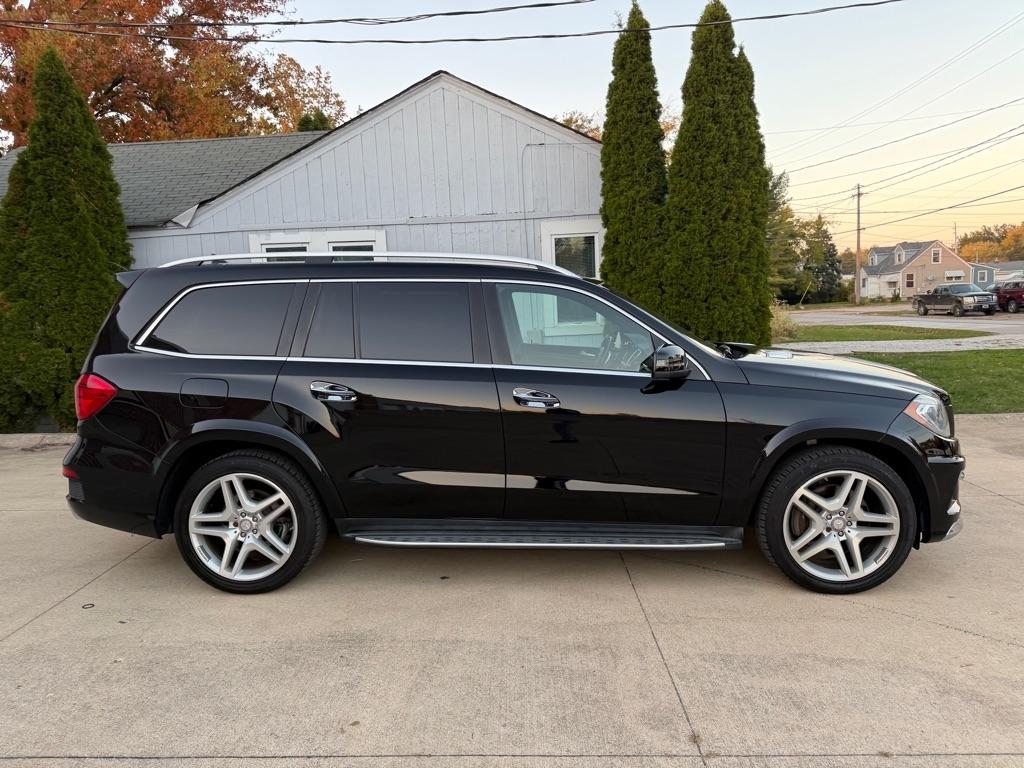 Mercedes-Benz GL-Class GL550 4MATIC 2013