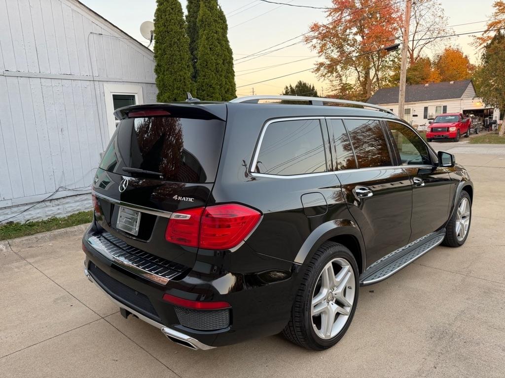 Mercedes-Benz GL-Class GL550 4MATIC 2013