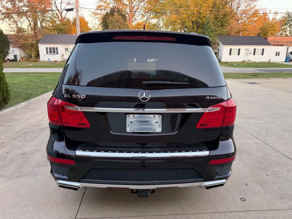 Mercedes-Benz GL-Class GL550 4MATIC 2013