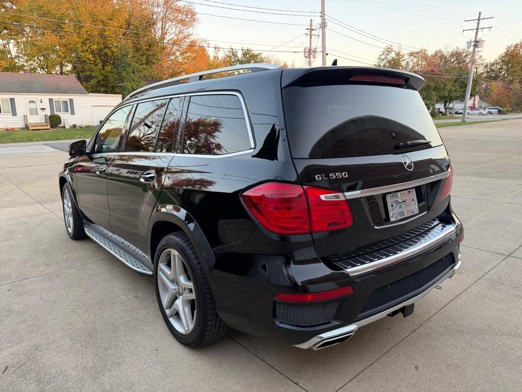 Mercedes-Benz GL-Class GL550 4MATIC 2013