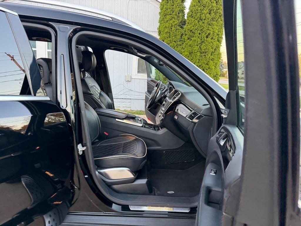 Mercedes-Benz GL-Class GL550 4MATIC 2013