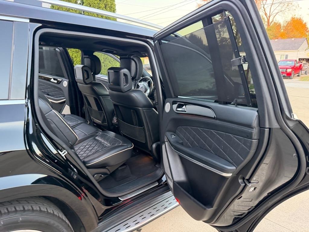 Mercedes-Benz GL-Class GL550 4MATIC 2013